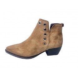 BOTIN NIKA. COKO GALVEZ.