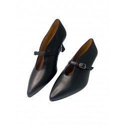 SALON NAOMI. COKO GALVEZ.