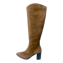 BOTA CARLA. COKO GALVEZ.